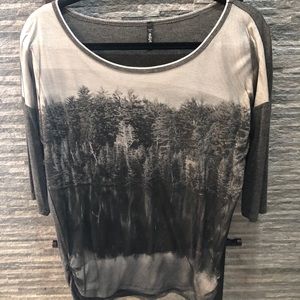 NWOT Sheer Overlay Pattern 3/4 Length Sleeve Top